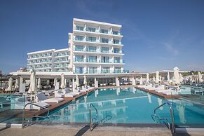 The Blue Ivy Hotel and Suites