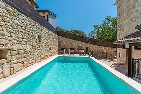 Villa Calandra