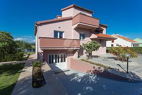 Villa Caper