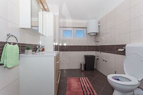 Villa Caper