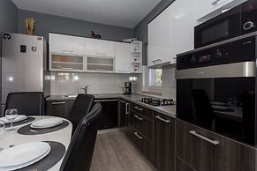 Villa Caper