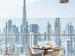 SLS Dubai Hotel & Residences