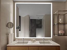 SLS Dubai Hotel & Residences