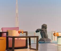 SLS Dubai Hotel & Residences
