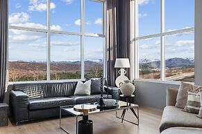 Luxurious Large Home, Perfect for Your Group