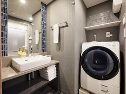 MONday Apart Premium GINZA SHINTOMICHO