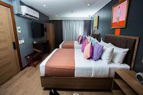 UNWND Flats Makati