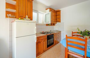 Apartments Mladenka
