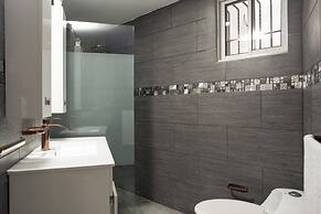8-bedroom Penthouse With Private Jacuzzi & Rooftop