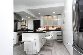 8-bedroom Penthouse With Private Jacuzzi & Rooftop