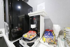 City Hotel
