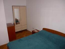 Apartment Mate