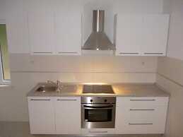Apartment Mate