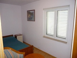 Apartment Mate