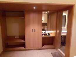 Rudra Shelter Business Hotel