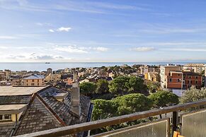 Homey Seaview Apartment