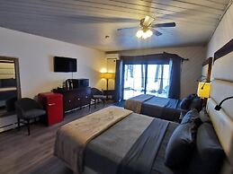 Stoco Lake Lodge