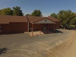 Stoco Lake Lodge