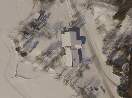 Stoco Lake Lodge