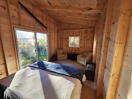 Stoco Lake Lodge