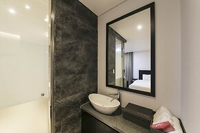 The City Hotel