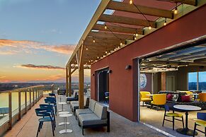 Aloft by Marriott Wilmington at Coastline Center