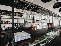 Minh Phu Hotel