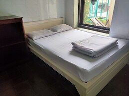 Sri MK Hotel