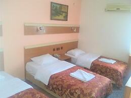 Hotel Oz Villa