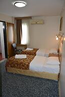 Hotel Oz Villa