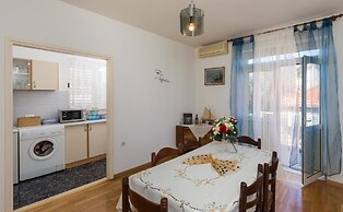 Apartment Bava