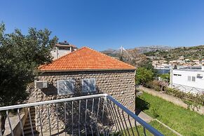 Apartment Bava