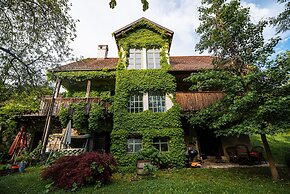 Vintage House Podliparska
