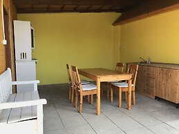 Sazava River Cottage With Boating Experience