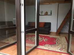 Sazava River Cottage With Boating Experience