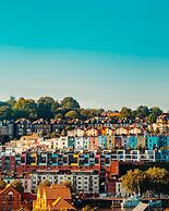 Cosy Self-contained Studio Flat in Bristol