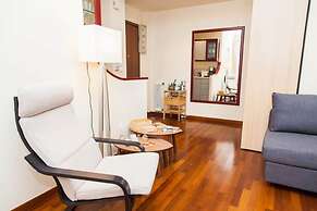 Centrally Located Studio In Athens
