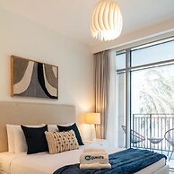 HiGuests - Boulevard Crescent Tower 2