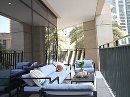 HiGuests - Boulevard Crescent Tower 2