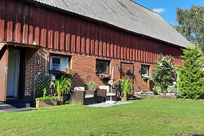 Tollarp - Barn - Sleeps 3 - Pet Friendly - Parking
