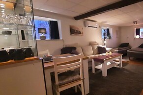 Tollarp - Barn - Sleeps 3 - Pet Friendly - Parking