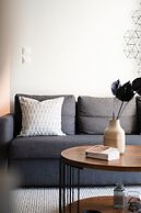 Ideal 1 BR Apartment in Petralona
