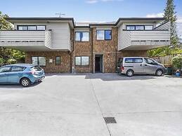 Lorne Apartments