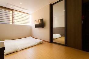 Grandmillions Hotel