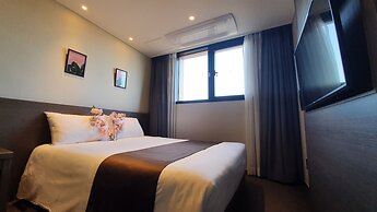 Grandmillions Hotel