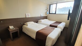Grandmillions Hotel