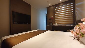 Grandmillions Hotel