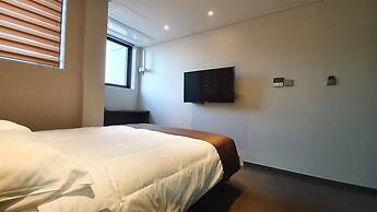 Grandmillions Hotel