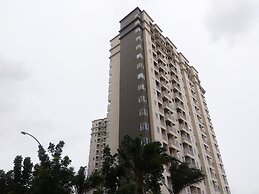 Chic and Cozy 1BR Apartment at Mustika Golf Residence
