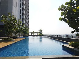 Modern Studio Apartment at Tree Park Cikokol